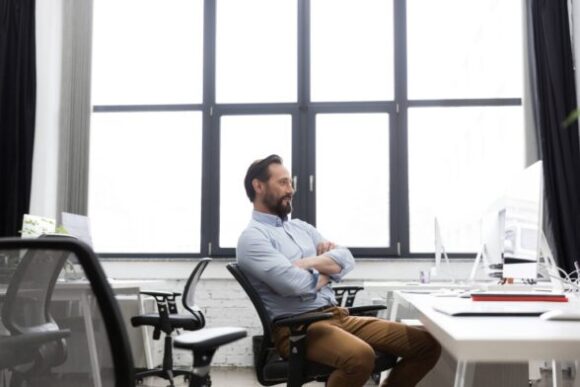 Ergonomic Office Chairs: Aligning Comfort with Performance