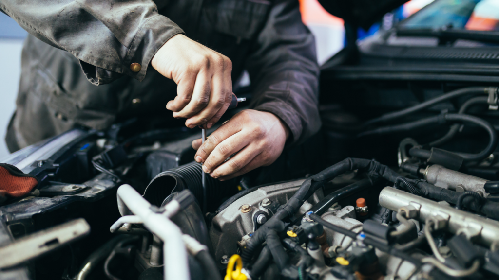 How to Hire the Best Workers for the Best Auto Garage in Dubai